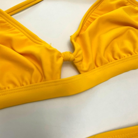 Adore Me Averie Contour Bikini Yellow Large - Picture 3 of 9